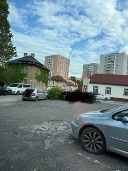 Veľký 1 izb. byt na Kuzmányho sidlisku, Staré mesto
