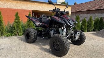 Access Tomahawk 400 Black Edition nájazd 540 km
