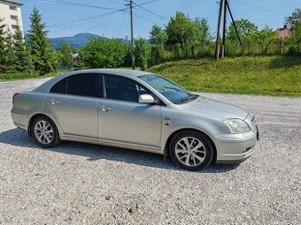 Toyota Avensis 2.2 D-4D Xenon/Klíma/Senzor