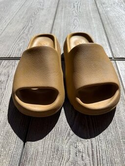 Yeezy Slide Ochre