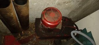 Kanálový hydraulický zdvihák