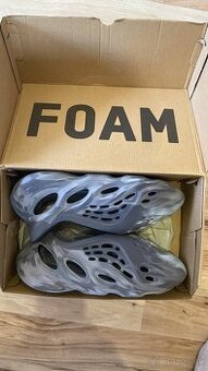 Yeezy foam runner