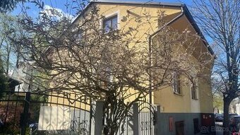 NA PRENÁJOM exkluzívna nehnuteľnosť v centre mesta Piešťan