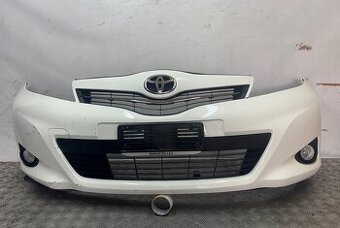 Toyota Yaris III 3 2011-2014 predný nárazník