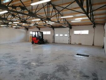 Skladové priestory na prenájom, Horný Hričov, 237 m2