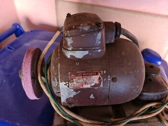 Trojfázový motor 250W - 1