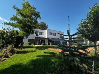 NOVOSTAVBA v BA2 pri lesoparku Brezová ulica - 380M2