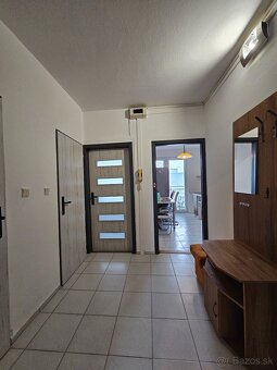 PRENÁJOM 2i bytu s balkónom Bánovce, sídlisko Dubnička