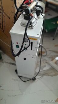 Predám priemyselnú párnú žehličku