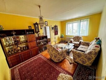 Predaj 3-izbového bytu v Brezne – balkón, pivnica