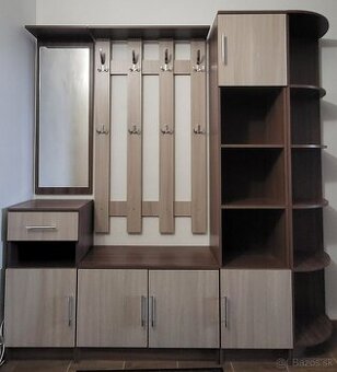 Predsieňová zostava