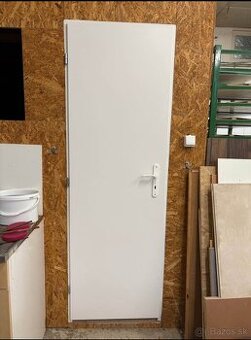 Dvere s kovanim so zarubnou 60” P