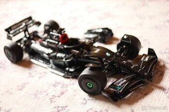 LEGO Mercedes-AMG F1 W14 E Performance 42171