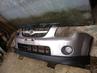 suzuki ignis 1.3i rok 2005 šeda farba modrá, strieborná