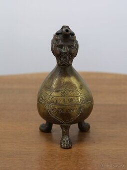 Pichet / kanvička Flámsko 16. storočia