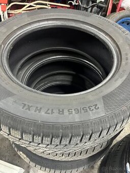 235/65 R17 H XL sada