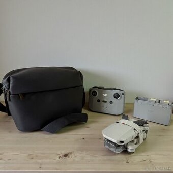 Predám DJI Mini 2 Fly More Combo