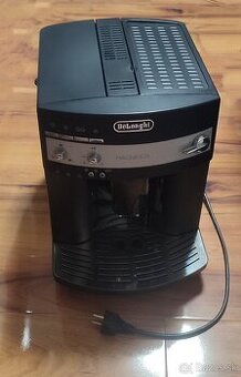 DeLonghi Magnifica ESAM3000 (Málo používaný)