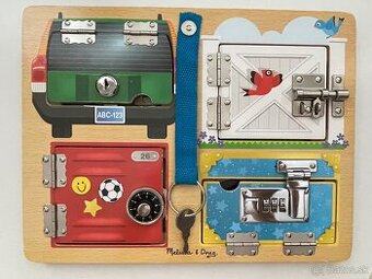 Zamky a kluce drevena zrucna hra