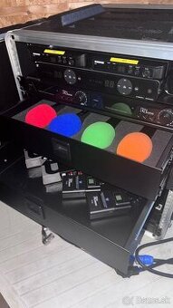 Rack 16U s Bezdrôtovými Mikrofónmi