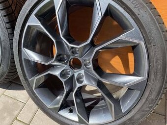 EXTREME GRAU orig.skoda225 40 R19 5x112 7,5j x19 ET 51 VW