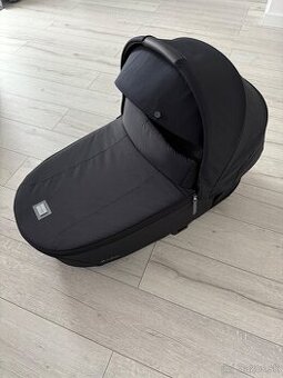 CYBEX Platinum Priam Lux Carry Cot