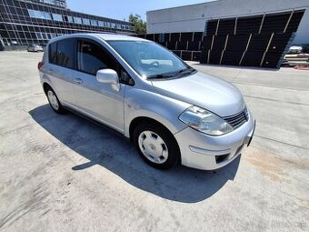 Nissan Tiida 1.6