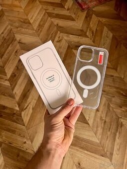 Magsafe kryt motora a iPhone 15 /iPhone 15 pro, sklo zadarmo
