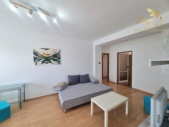 ZNÍŽENA CENASlnečný 2,5 izbový byt s krásnym výhľadom – o