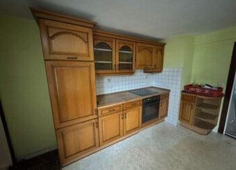 Rustikální kuchyňská linka dub masiv se spotřebiči,5585