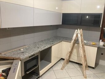 Kuchynská pracovná doska