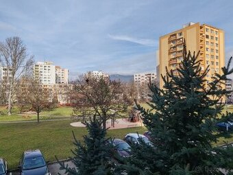 Predám 3izb byt Nitra - Chrenová 3 - 1