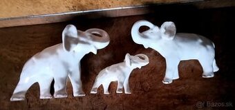 Rodinka slonov - Royal Dux