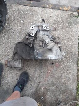 Honda crv 2.2 i-detc 110kw rok11 manual