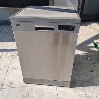 Umývačka riadu Beko