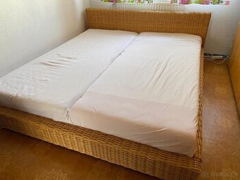 Ratanova nemecka postel 200 x 180