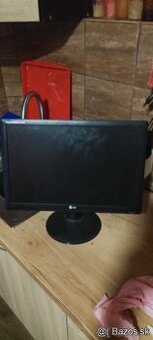 19 palcovy LCD monitor Lg Flatron W1934s
