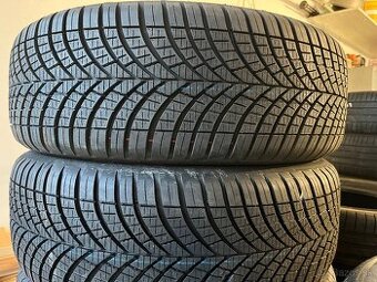 Celoročné pneumatiky 215 /60R 17