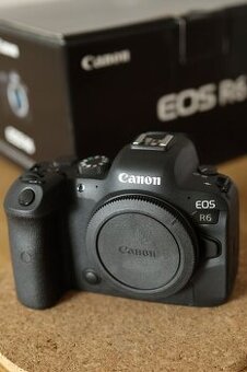 Canon EOS R6