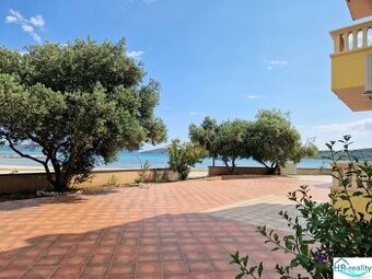 ☀Vodice(HR)-Zariadený 3 izbový apartmán len 20m od mora ☀
