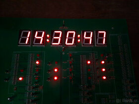 Velke tranzistorove hodiny - DIY stavebnica alebo poskladane