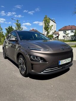 Hyundai Kona Electric 2021 – výborný stav, nová STK, možný o