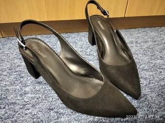 Čierne lodičky v.38 Deichmann