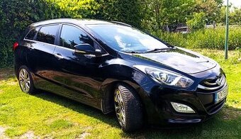 Hyundai i30 CW Kombi 1.6i CRDi HP 16V DOHC Style A/T