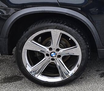 Elektrony org.BMW