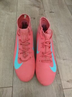 Kopačky nike 40