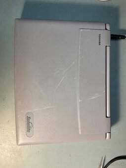 Toshiba Satellite 4000CDS Intel Pentium II, 233MHz