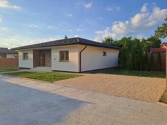 NA PREDAJ BUNGALOV, RODINNY DOM, NOVOSTAVBA