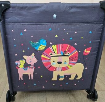 Cestovna postielka Petite & Mars a matrac Ikea