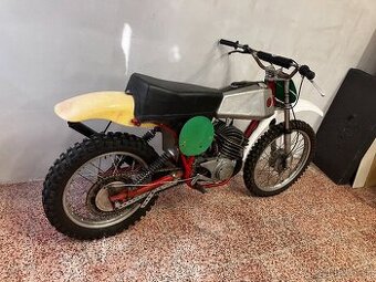 ČZ 250 typ 980 r.v. 1975 - typ 980